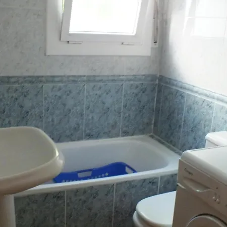 Con Piscina Privada Y Jardin Cerrado En Castello D'empuries, Ideal 6-8 Personas - Es-204-1 *
